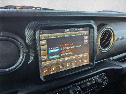 Used 2021 Jeep Wrangler Unlimited Sahara image 15