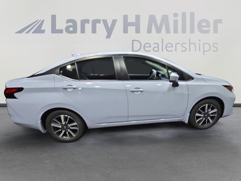 New 2025 Nissan Versa SV w/ Trunk Package image 6