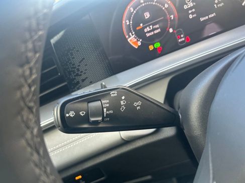New 2026 Volkswagen Tiguan SE R-Line FWD image 23