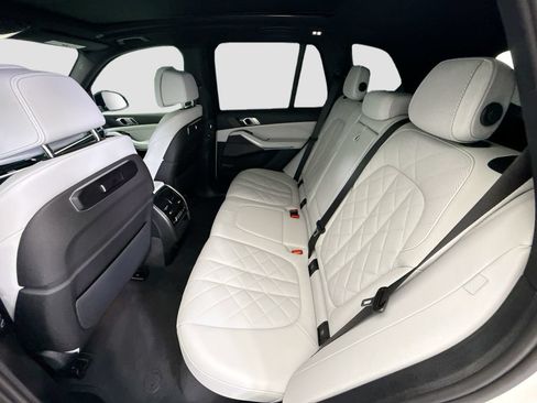 Used 2025 BMW X5 xDrive50e w/ M Sport Package AWD/4WD image 20