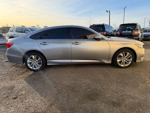 Used 2018 Honda Accord LX image 4