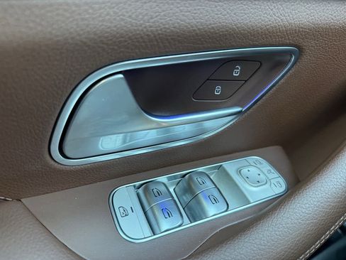 Certified 2024 Mercedes-Benz GLS 450 4MATIC image 27