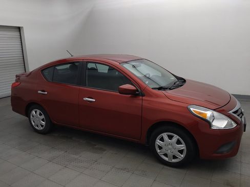 Used 2019 Nissan Versa SV FWD image 11