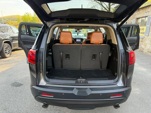 Used 2018 GMC Acadia SLT AWD/4WD image 21