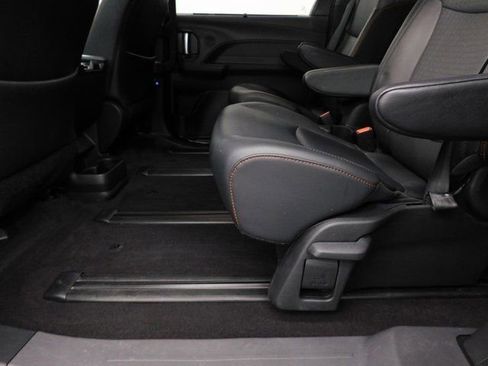 Used 2021 Toyota Sienna XSE w/ XSE Plus Package image 24