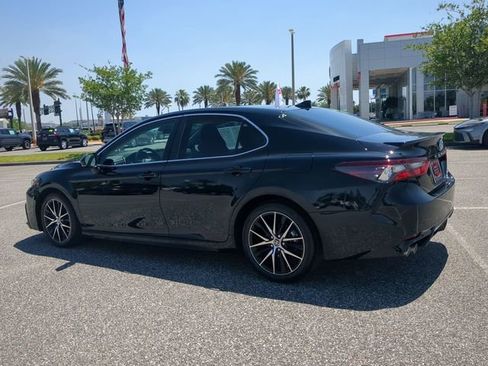 Certified 2023 Toyota Camry SE image 6