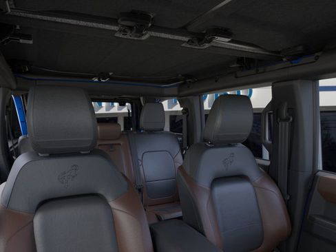New 2024 Ford Bronco Outer Banks AWD/4WD image 12