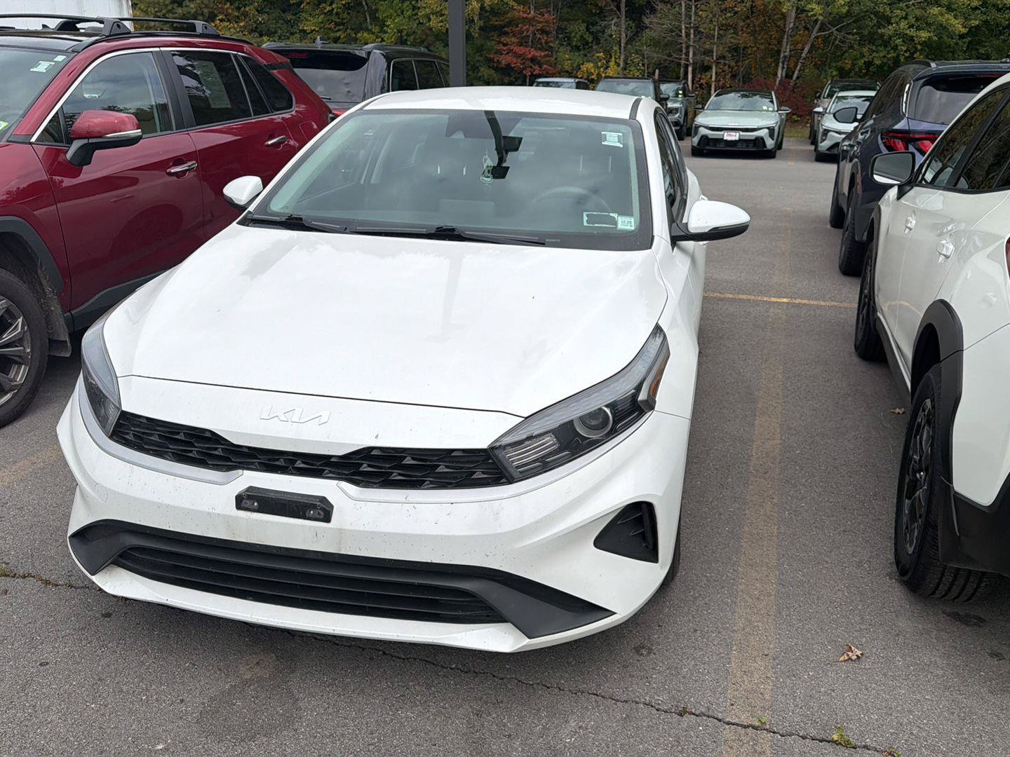 Used 2022 Kia Forte LXS w/ LXS Technology Package FWD image 9