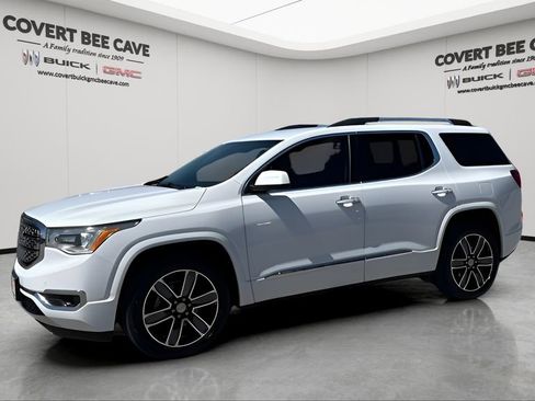 Used 2019 GMC Acadia Denali w/ LPO, Floor Liner Package image 4