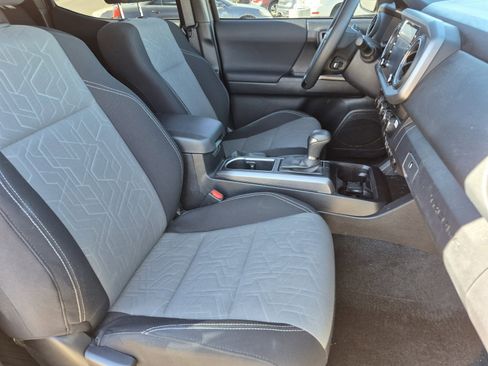 Used 2023 Toyota Tacoma TRD Off-Road w/ Black Out Package (TMS) image 22