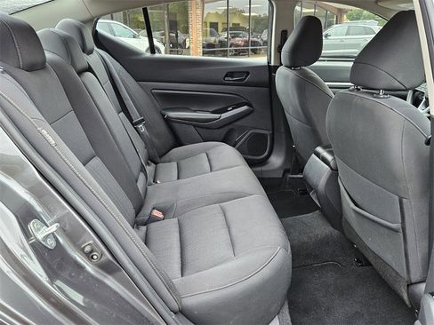 Used 2023 Nissan Altima 2.5 SV image 15