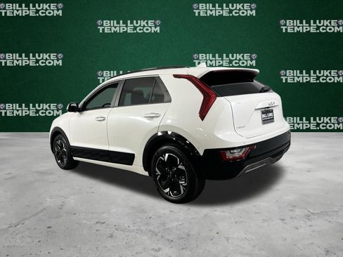 Used 2024 Kia Niro Wave image 10