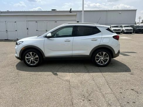 Certified 2023 Buick Encore GX Essence w/ Experience Buick Package FWD image 2