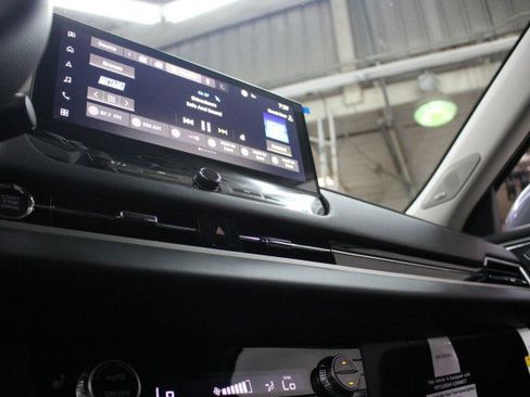 New 2026 Mitsubishi Outlander SE FWD image 12