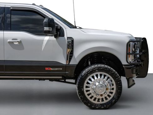 Used 2024 Ford F350 King Ranch w/ FX4 Off-Road Package AWD/4WD image 7