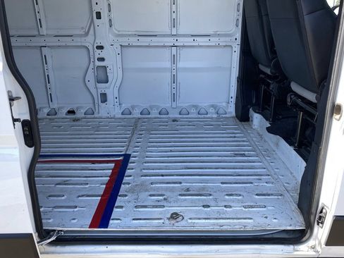 Used 2025 RAM ProMaster 3500 w/ Convenience Group FWD image 12