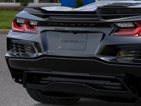 New 2026 Chevrolet Corvette E-Ray w/ Battery Protection Package AWD/4WD image 15
