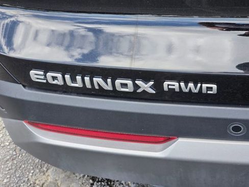 Used 2025 Chevrolet Equinox LT w/ Safety and Technology Package image 14