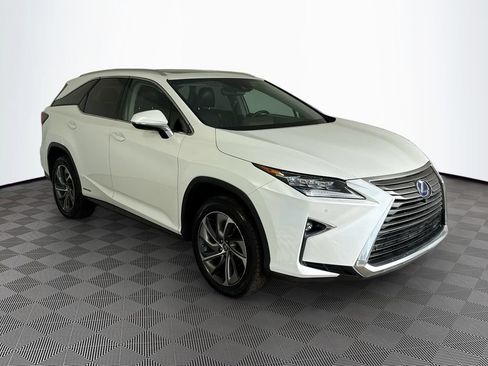 Used 2018 Lexus RX 450hL Luxury w/ Accessory Package AWD/4WD image 4