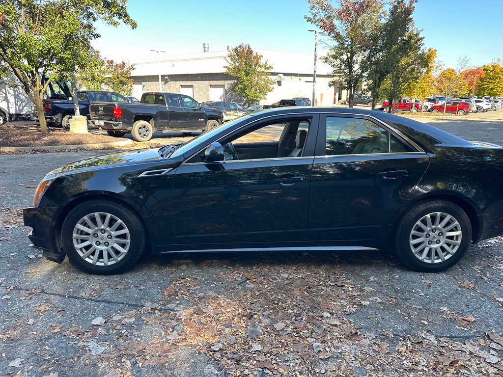 Used 2013 Cadillac CTS Luxury AWD/4WD image 2