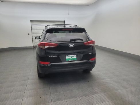 Used 2017 Hyundai Tucson SE AWD/4WD image 6