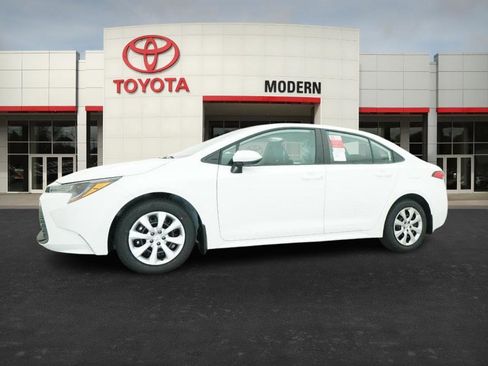 New 2026 Toyota Corolla LE image 8