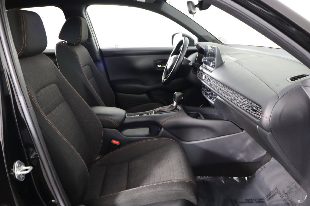 Used 2025 Honda HR-V Sport image 17
