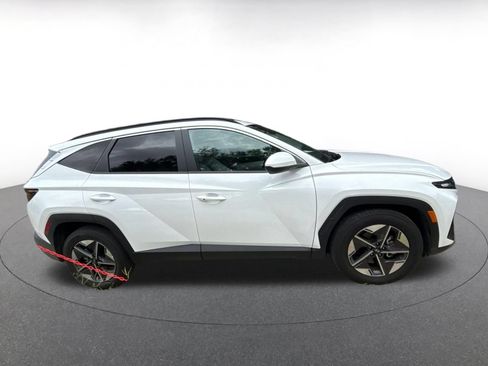 Used 2026 Hyundai Tucson SEL FWD image 8