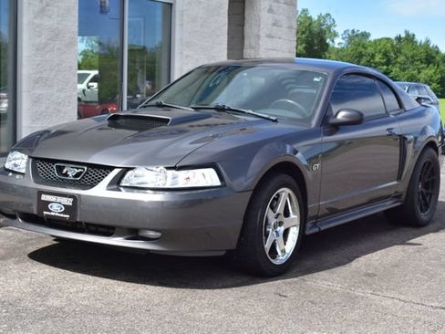 Used 2003 Ford Mustang GT RWD image 14