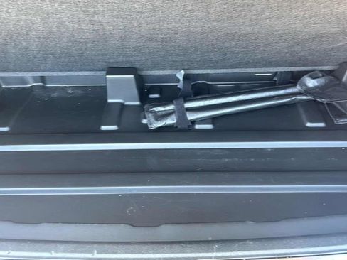 Used 2022 Chevrolet Tahoe RST w/ Luxury Package image 41