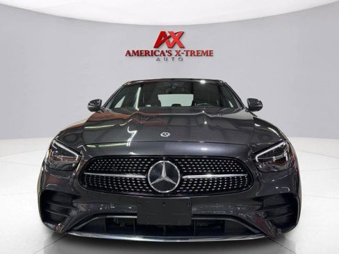 Used 2023 Mercedes-Benz E 350 4MATIC Sedan image 2