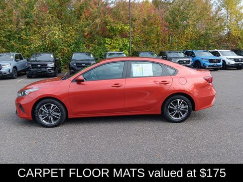 Used 2023 Kia Forte LXS image 2