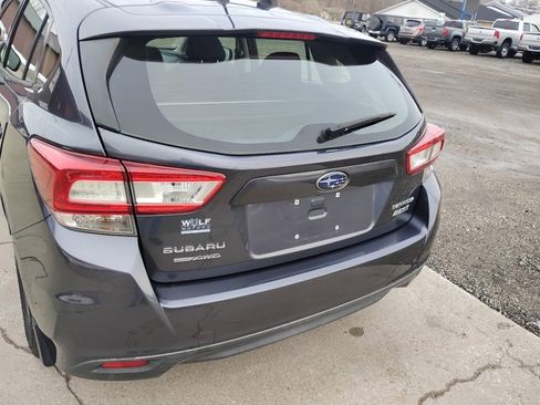 Used 2017 Subaru Impreza 2.0i image 4