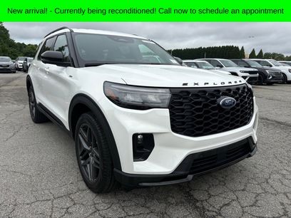 Used 2025 Ford Explorer ST-Line w/ ST-Line Street Pack