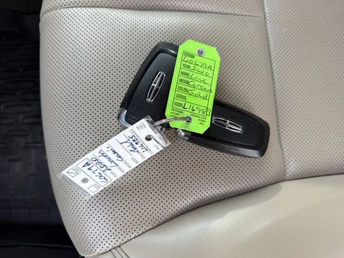 Used 2020 Lincoln Corsair FWD w/ Equipment Group 101A image 34