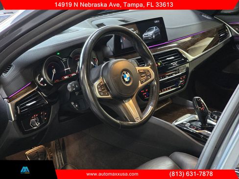 Used 2018 BMW M550i xDrive image 17