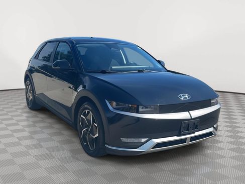 Certified 2024 Hyundai Ioniq 5 SE AWD/4WD image 3
