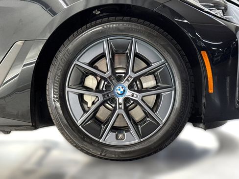 Used 2023 BMW i4 eDrive40 w/ Premium Package RWD image 11