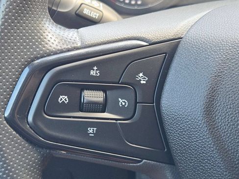 Certified 2024 Chevrolet Trax LS w/ LS Convenience Package FWD image 26