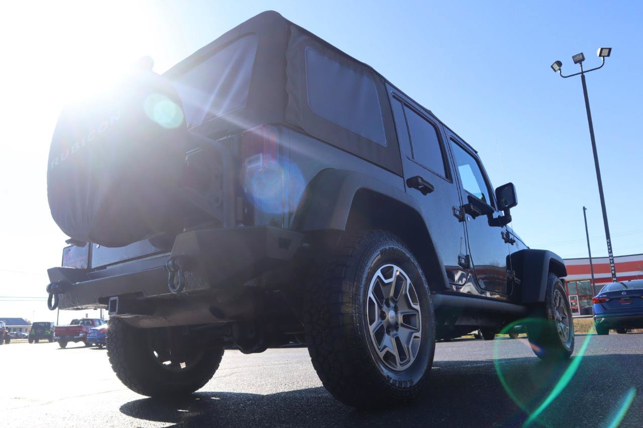 Used 2014 Jeep Wrangler Unlimited Rubicon w/ Connectivity Group AWD/4WD image 19