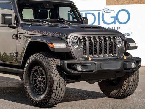 Used 2021 Jeep Wrangler Unlimited Rubicon w/ Trailer Tow Package AWD/4WD image 5