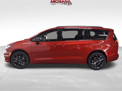 New 2026 Chrysler Pacifica Limited