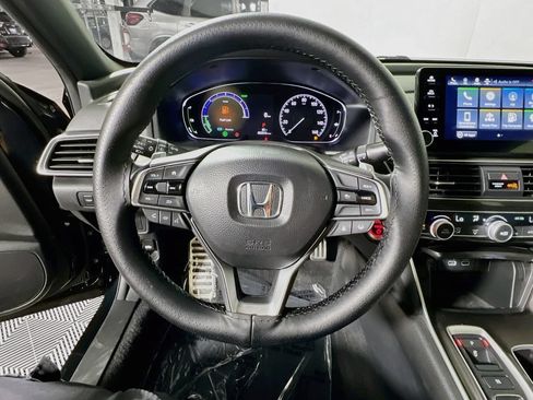 Used 2022 Honda Accord Sport image 10