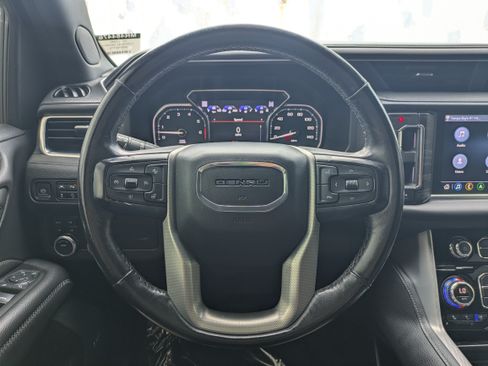Used 2021 GMC Yukon XL Denali AWD/4WD image 31