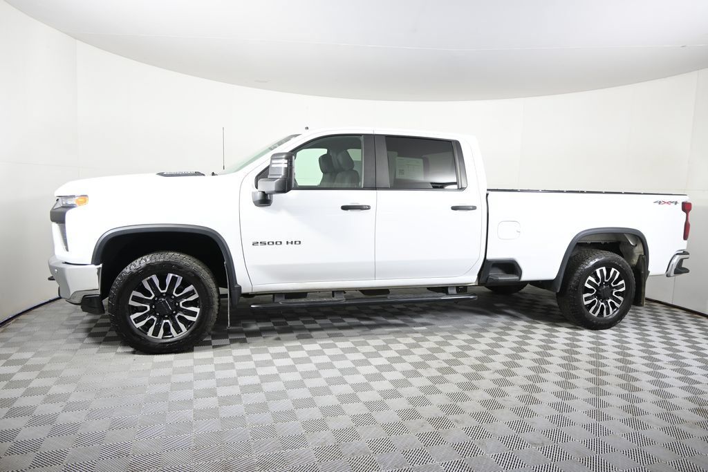 Used 2021 Chevrolet Silverado 2500 W/T w/ WT Convenience Package AWD/4WD image 2