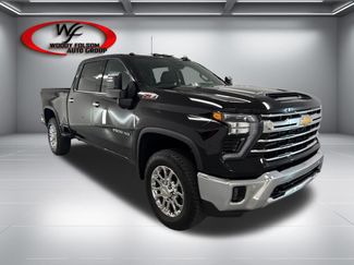 New 2026 Chevrolet Silverado 2500 LTZ w/ LTZ Convenience Package AWD/4WD video 3