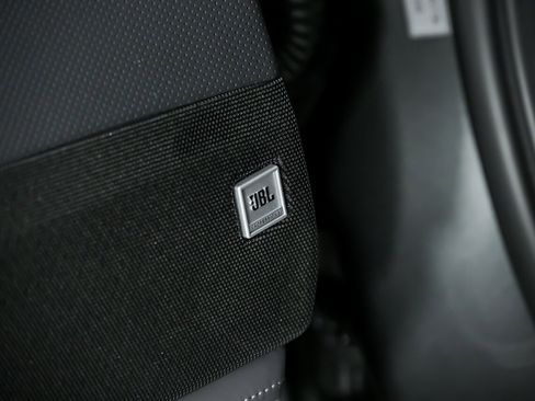 Used 2019 Ferrari 812 Superfast image 20