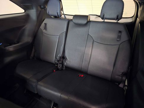 Certified 2024 Toyota Sienna XLE Woodland Edition AWD/4WD image 24