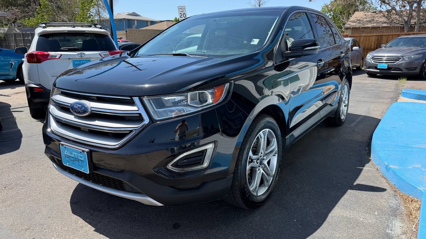 Used 2018 Ford Edge Titanium w/ Equipment Group 301A AWD/4WD image 5