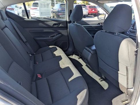 Used 2023 Nissan Altima 2.5 SV image 29